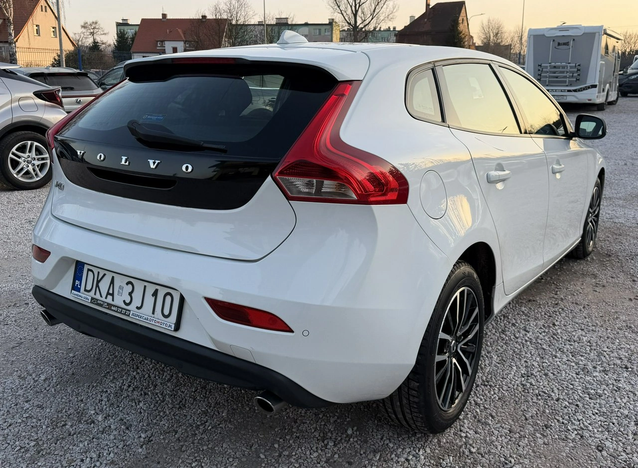 Volvo V40 - Zdjęcie 4