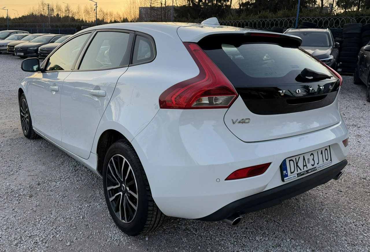 Volvo V40 - Zdjęcie 5