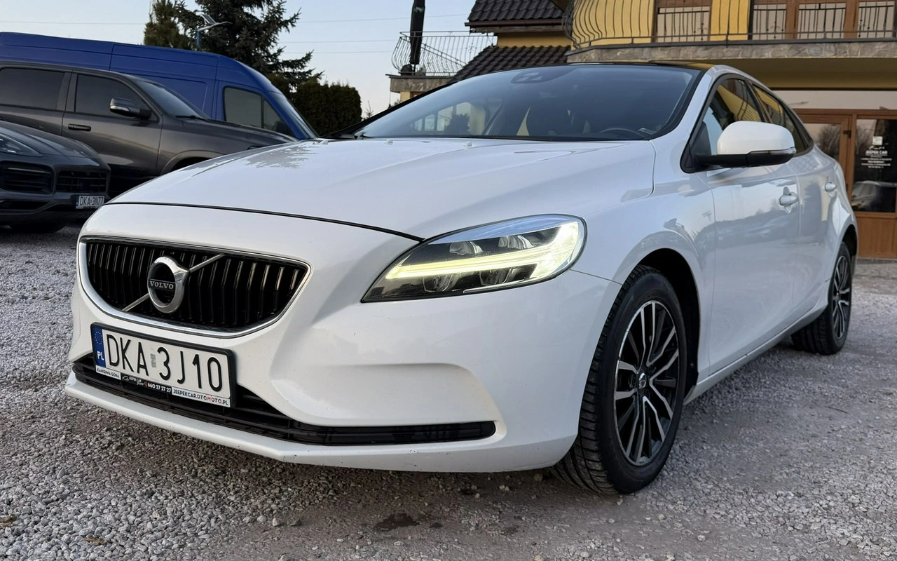 Volvo V40 - Główne zdjęcie