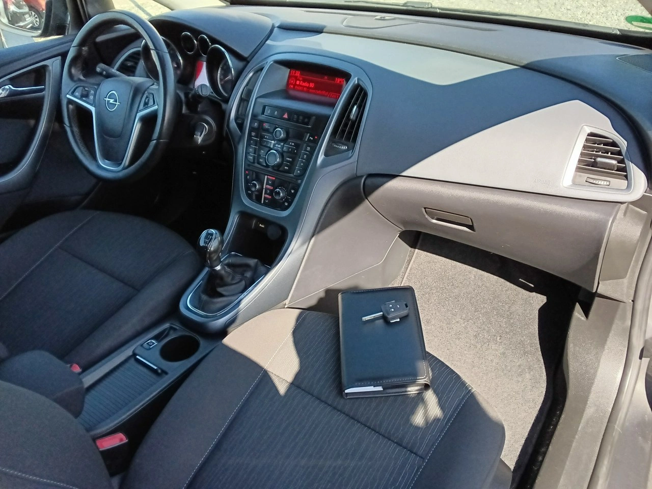 Opel Astra - Zdjęcie 7