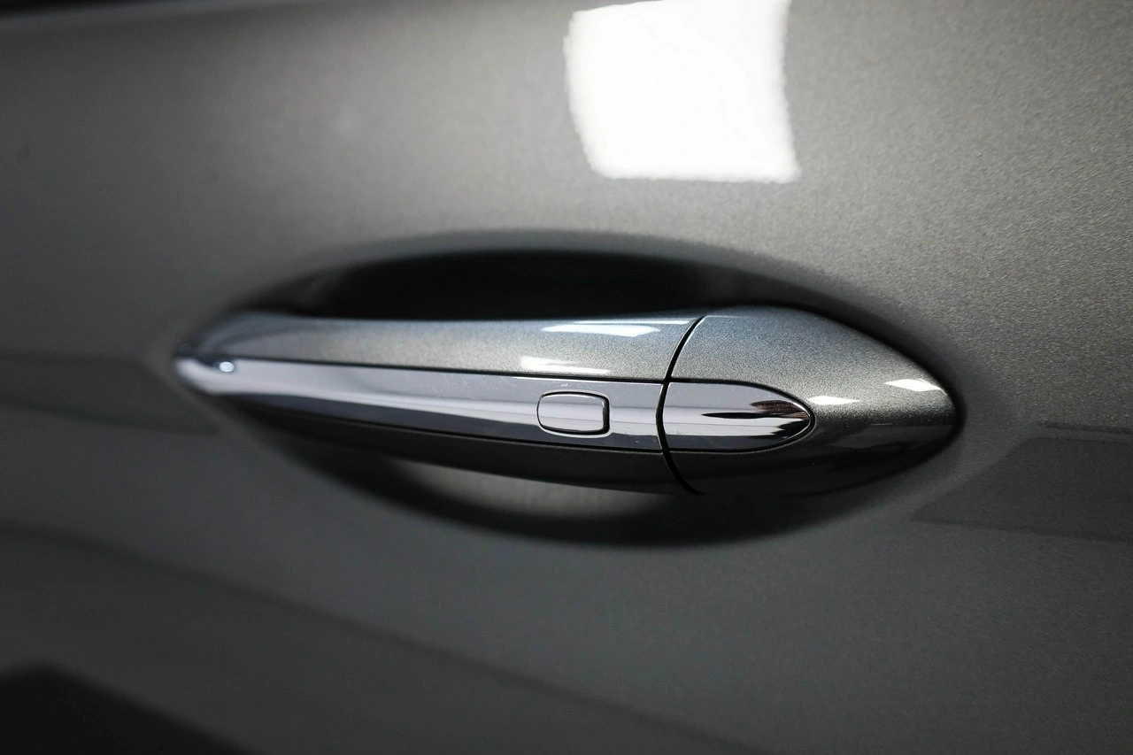 Opel Insignia - Zdjęcie 12