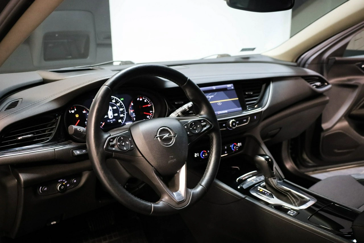 Opel Insignia - Zdjęcie 16