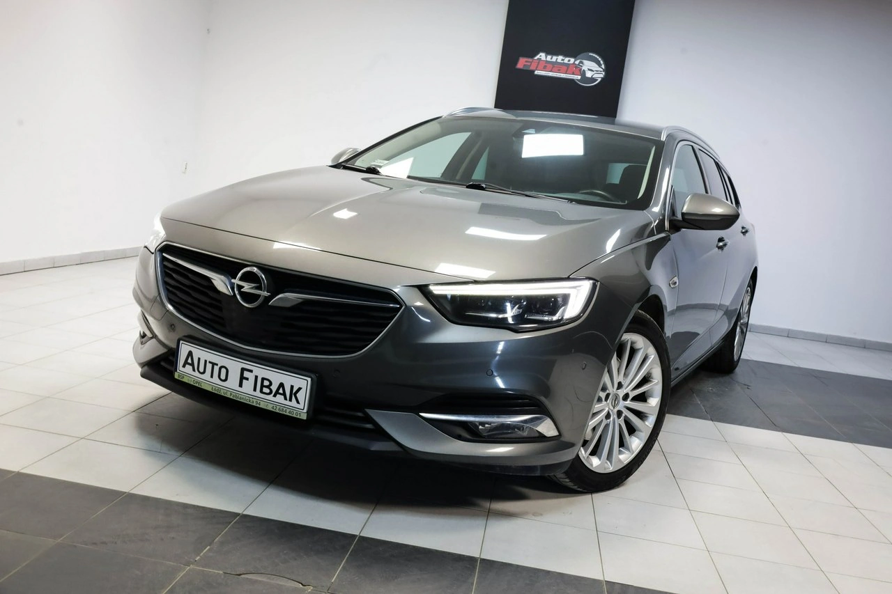Opel Insignia - Zdjęcie 2