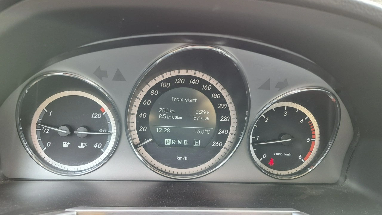 Mercedes GLK 220 - Zdjęcie 17