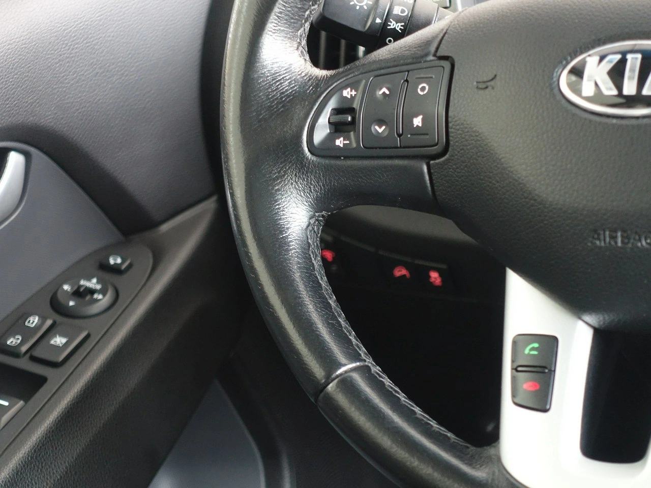 Kia Sportage - Zdjęcie 27