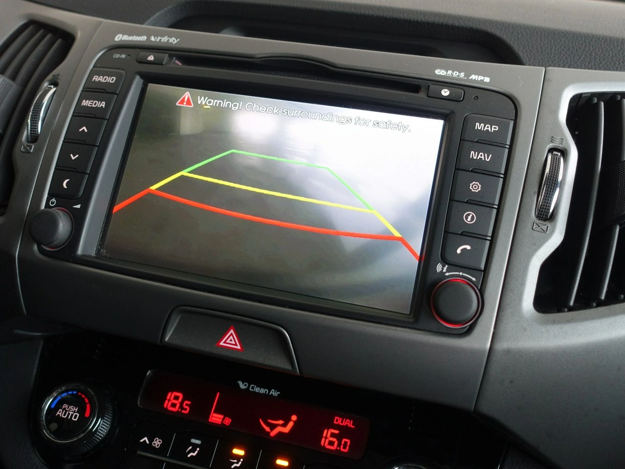 Kia Sportage - Zdjęcie 26