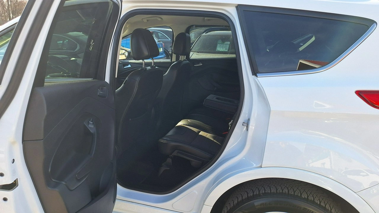 Ford Kuga - Zdjęcie 11