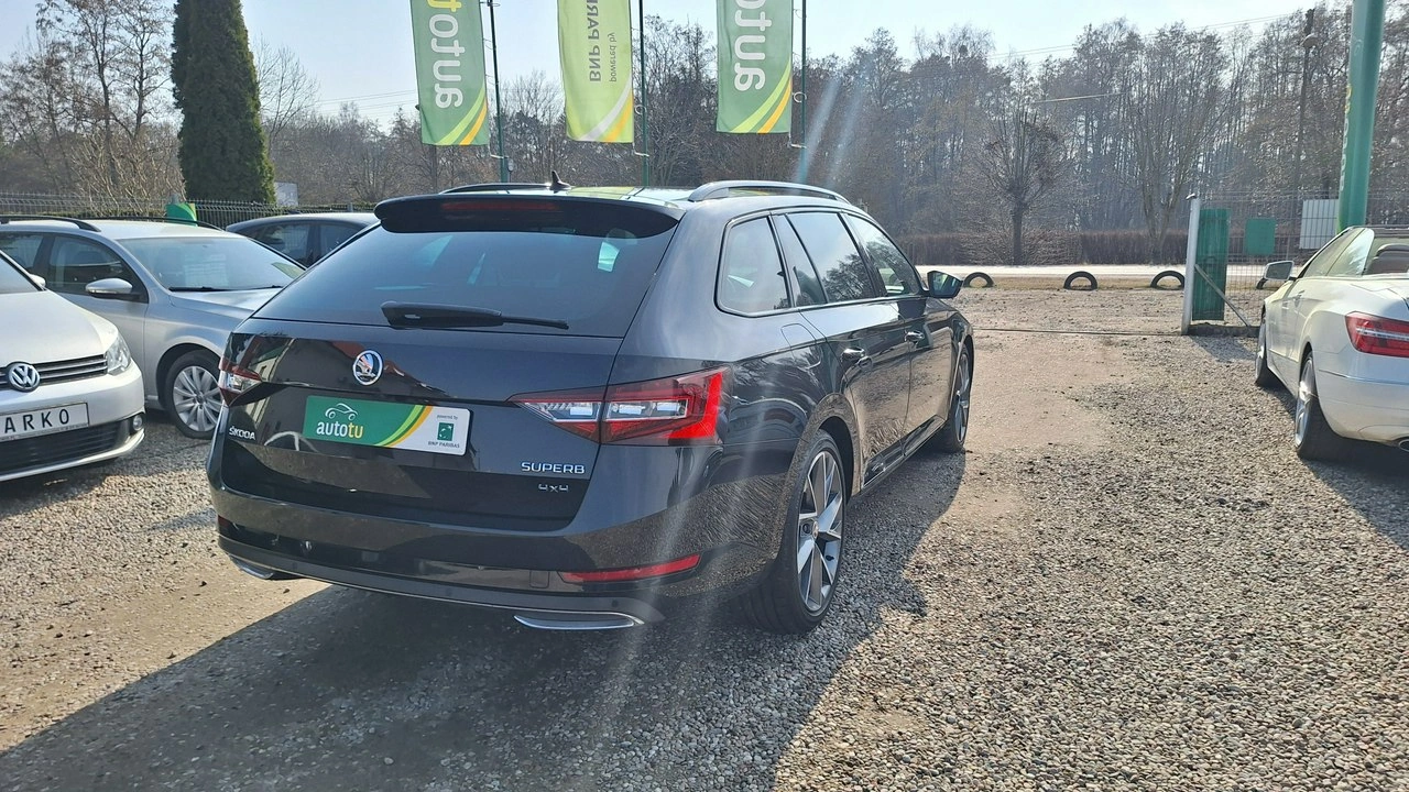 Skoda Superb - Zdjęcie 3
