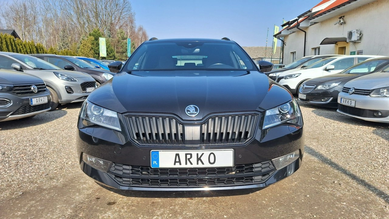 Skoda Superb - Zdjęcie 4