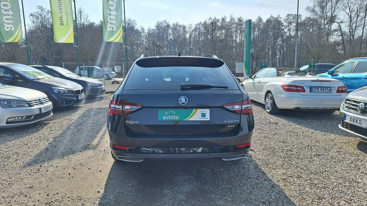 Skoda Superb - Zdjęcie 6