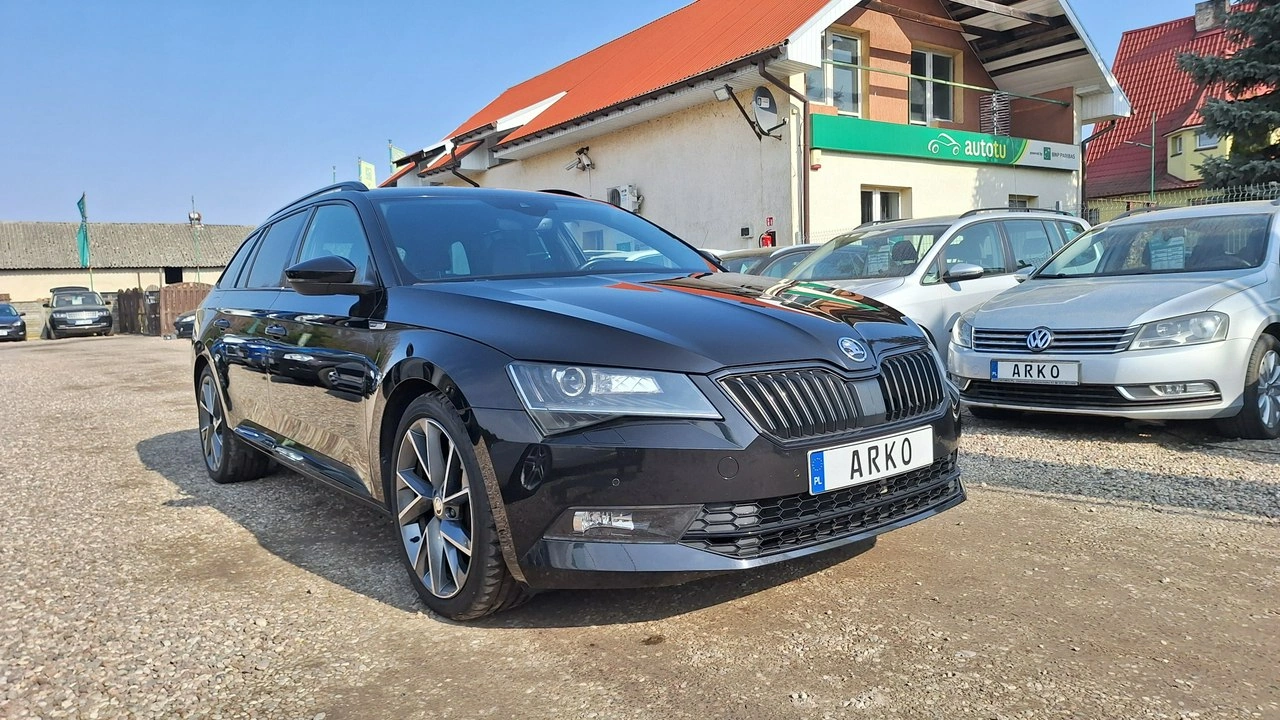 Skoda Superb - Główne zdjęcie