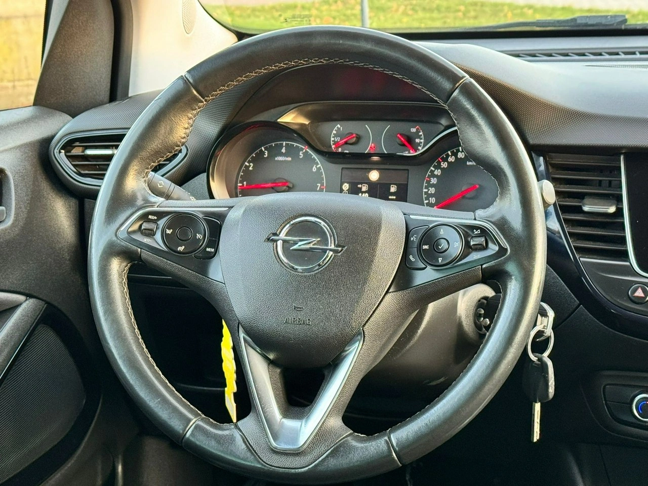 Opel Crossland X - Zdjęcie 20