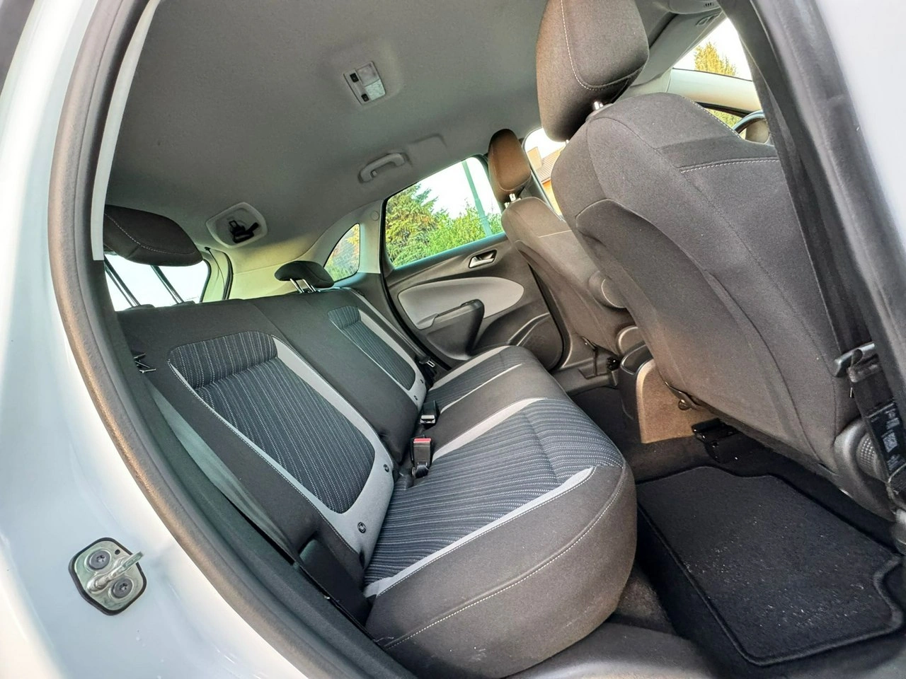 Opel Crossland X - Zdjęcie 26