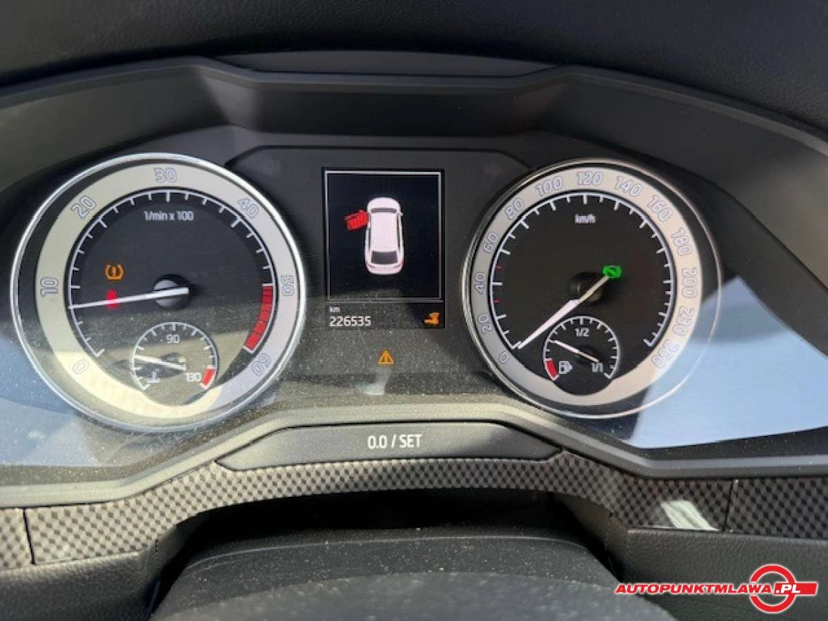 Skoda Superb - Zdjęcie 8