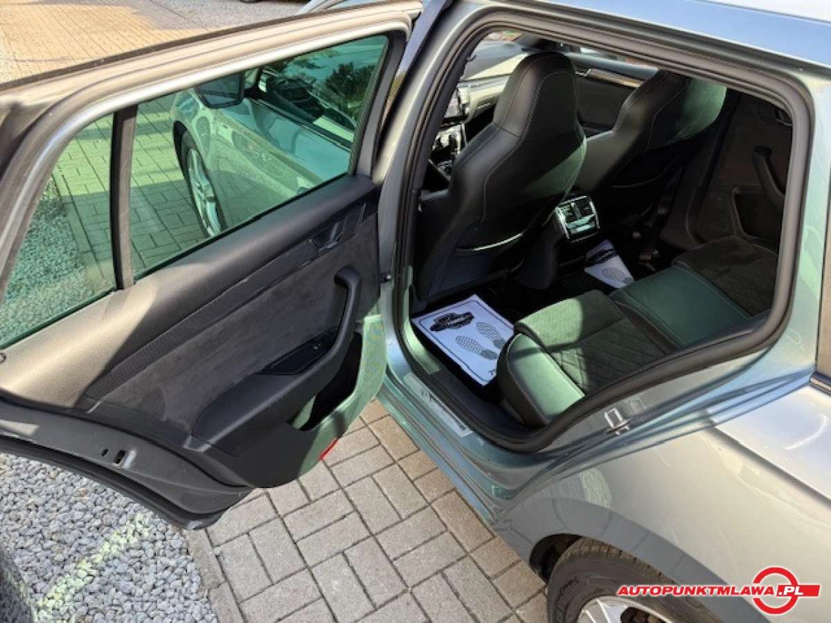 Skoda Superb - Zdjęcie 16
