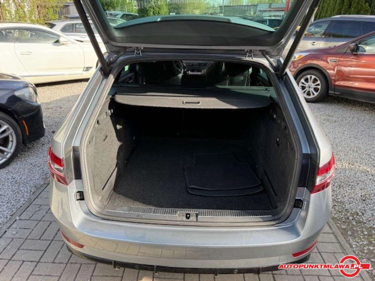 Skoda Superb - Zdjęcie 18
