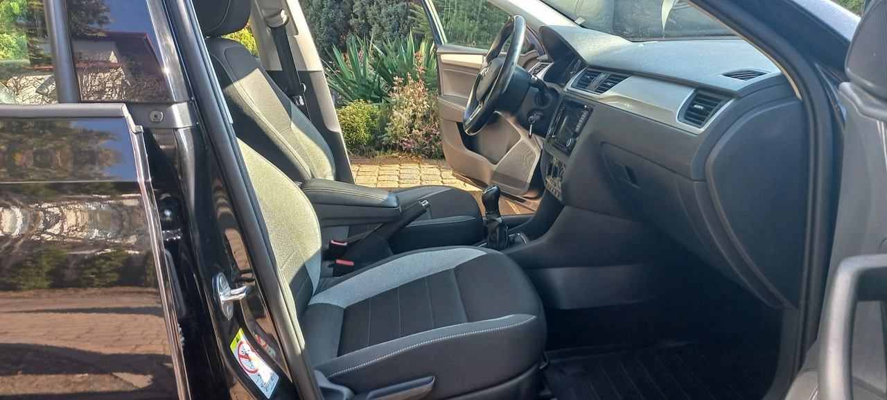 Skoda RAPID - Zdjęcie 9