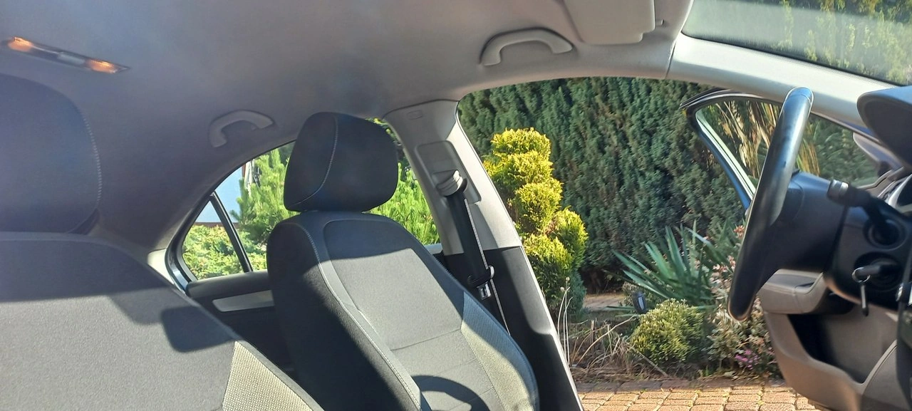 Skoda RAPID - Zdjęcie 15