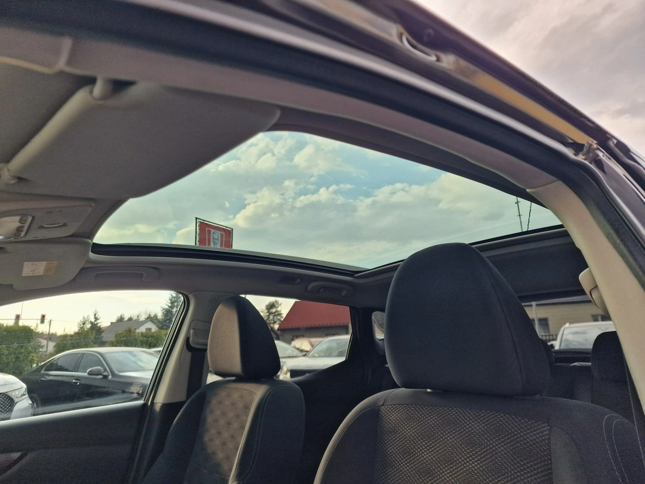 Nissan Qashqai - Zdjęcie 17