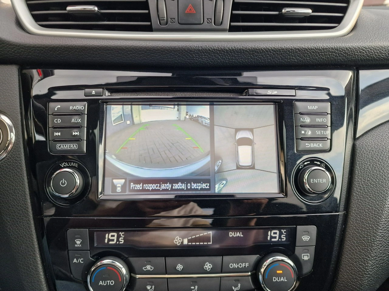 Nissan Qashqai - Zdjęcie 25