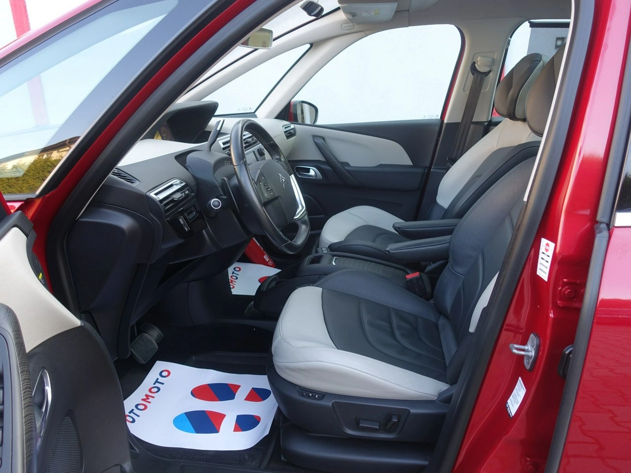 Citroën C4 Picasso - Zdjęcie 8