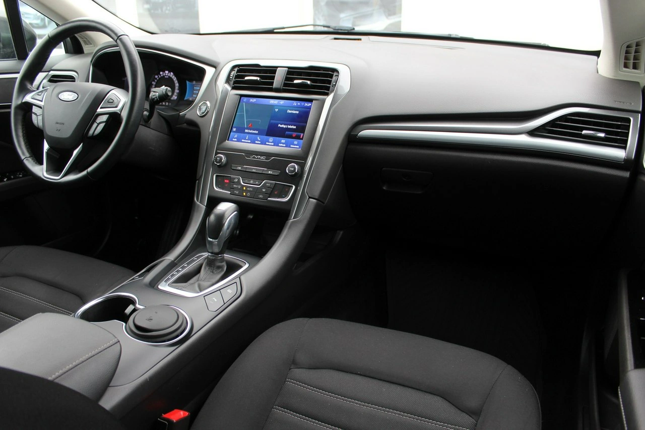 Ford Mondeo SW - Zdjęcie 10