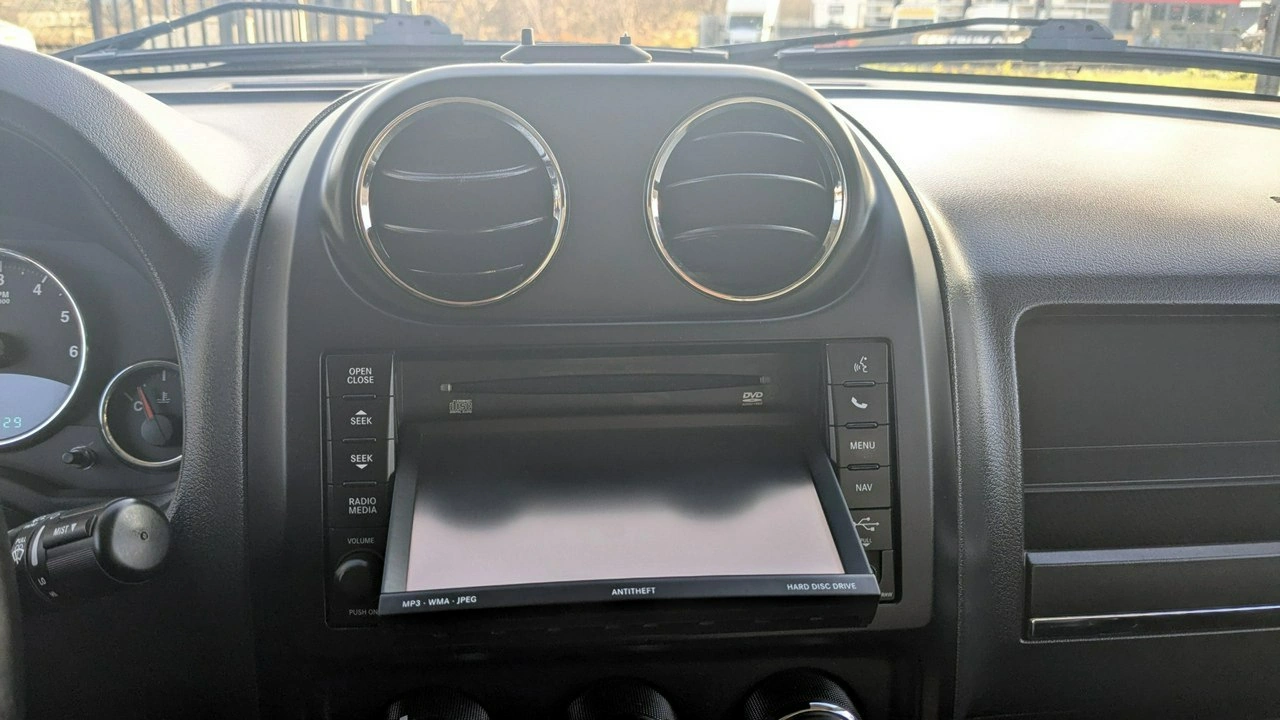 Jeep Compass - Zdjęcie 24