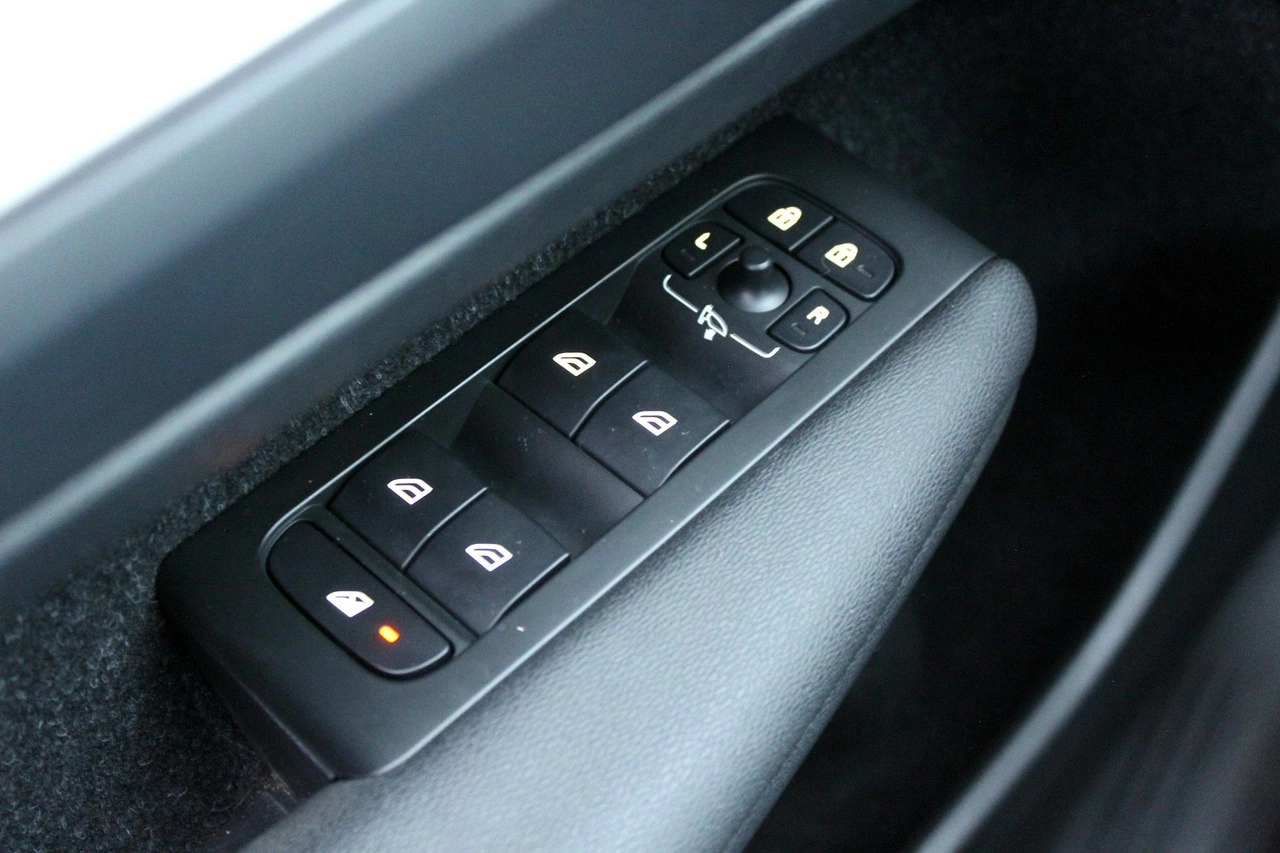 Volvo XC 40 - Zdjęcie 21