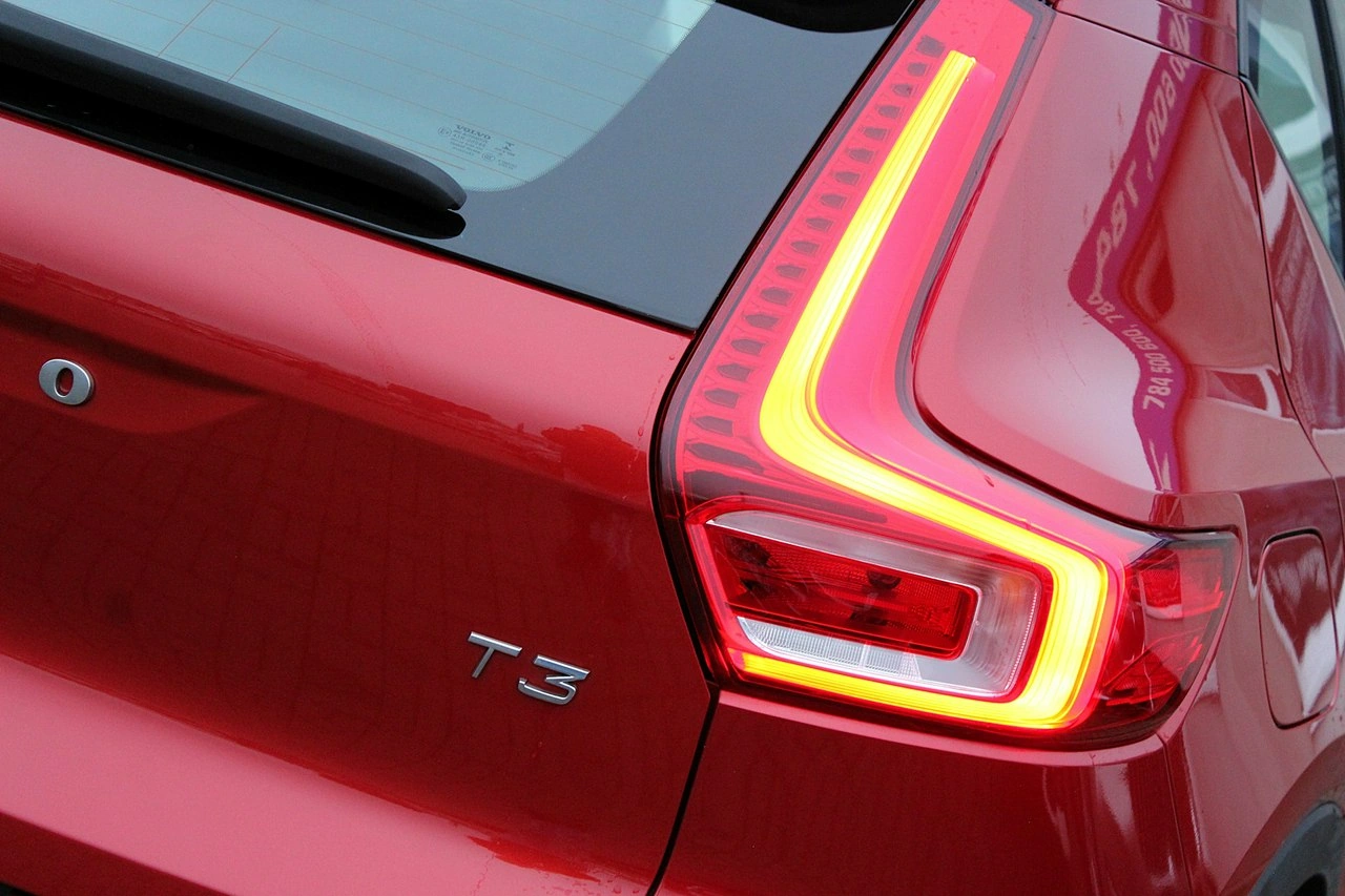 Volvo XC 40 - Zdjęcie 32