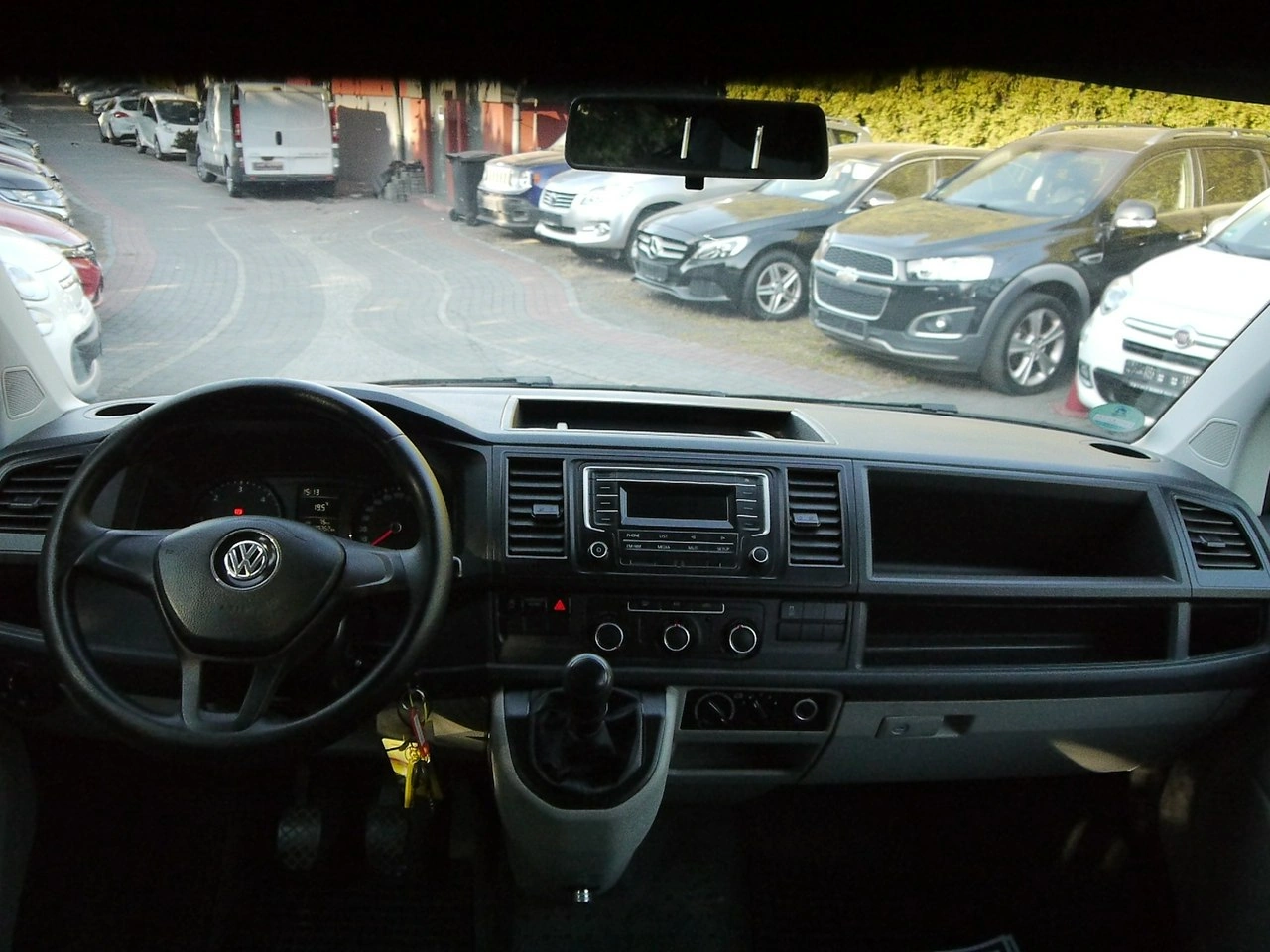 Volkswagen Transporter - Zdjęcie 19