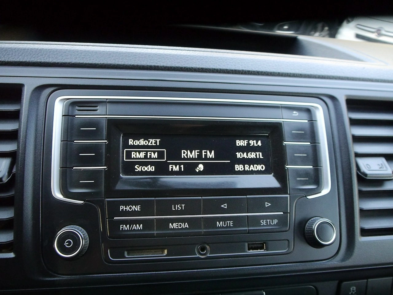 Volkswagen Transporter - Zdjęcie 20