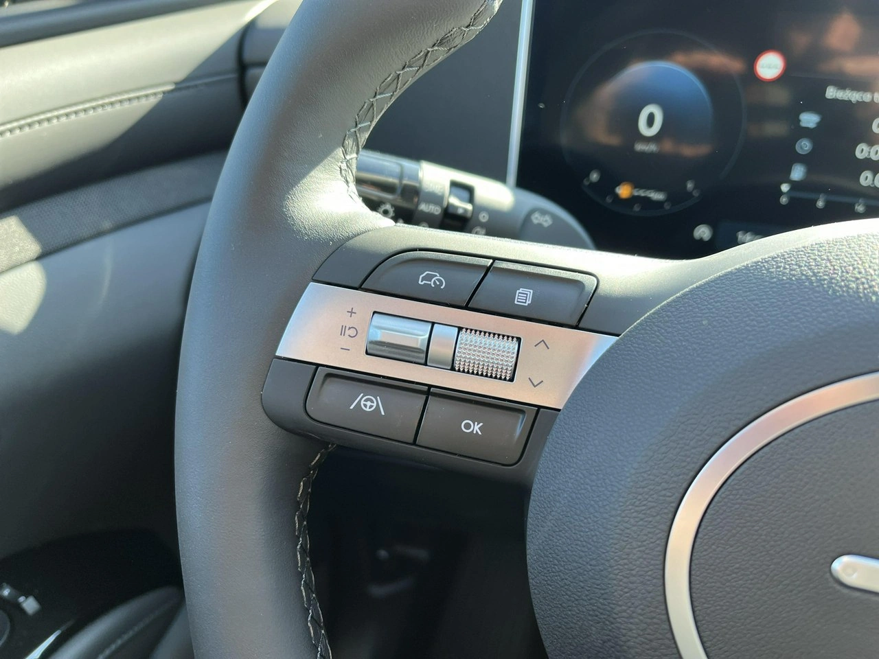 Hyundai Tucson - Zdjęcie 20