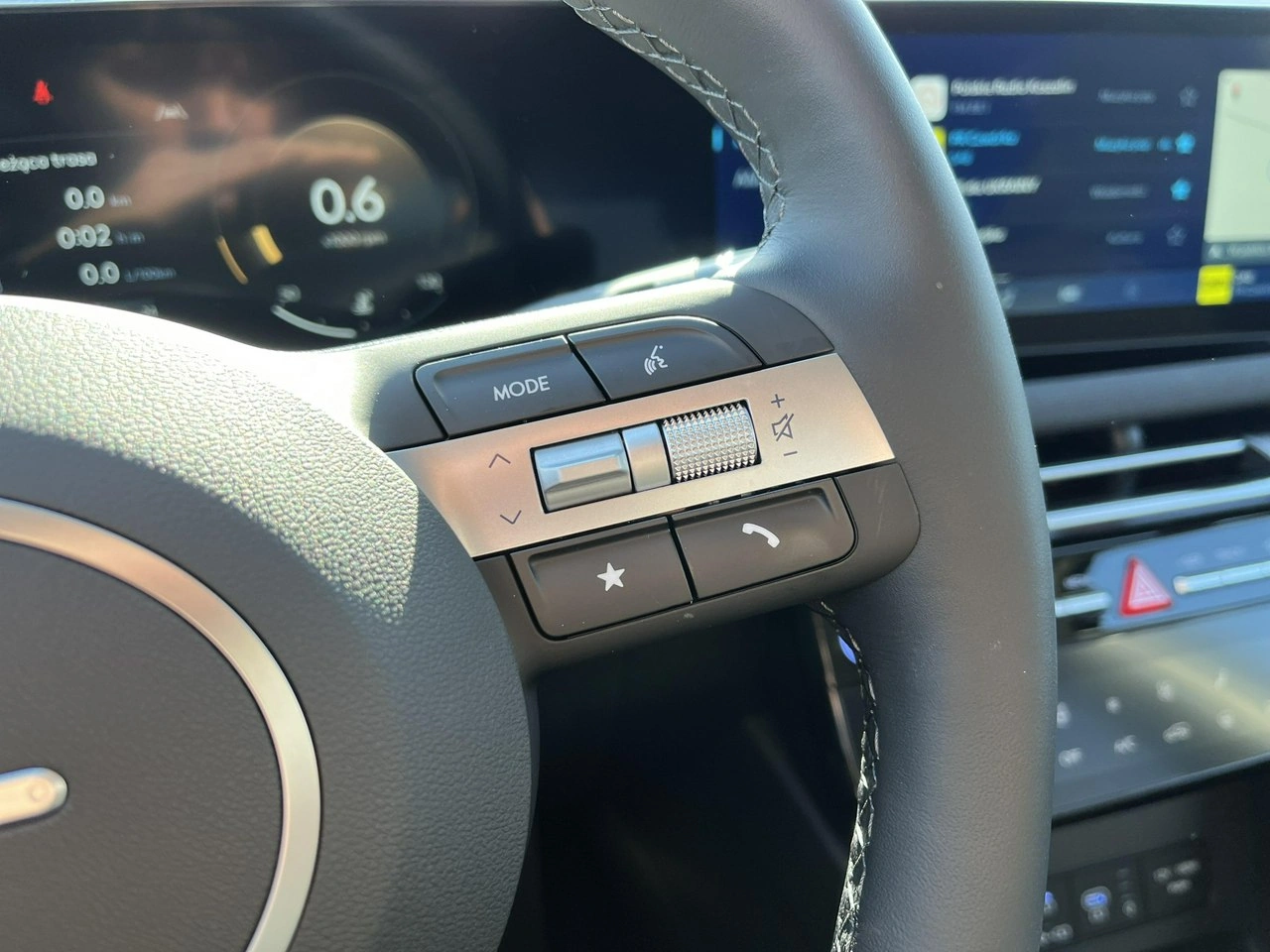 Hyundai Tucson - Zdjęcie 21