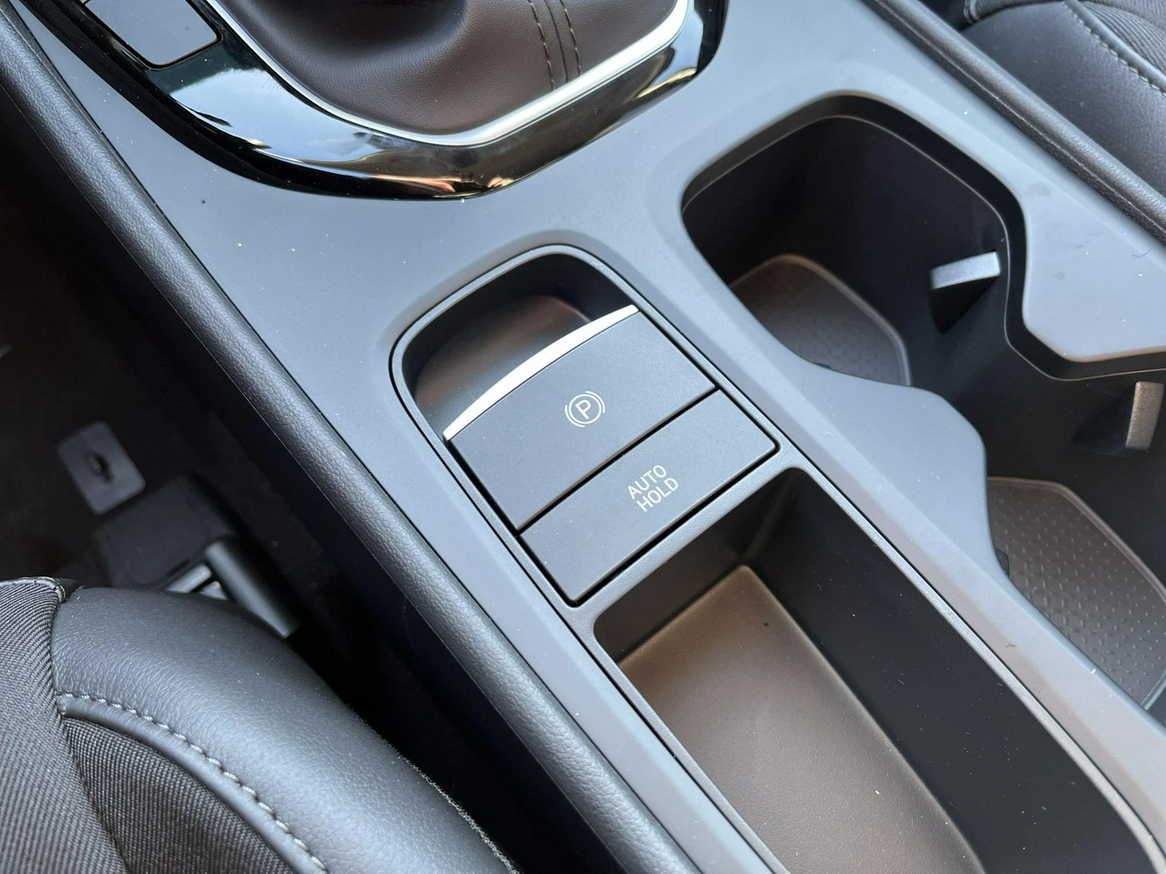 Hyundai Tucson - Zdjęcie 27