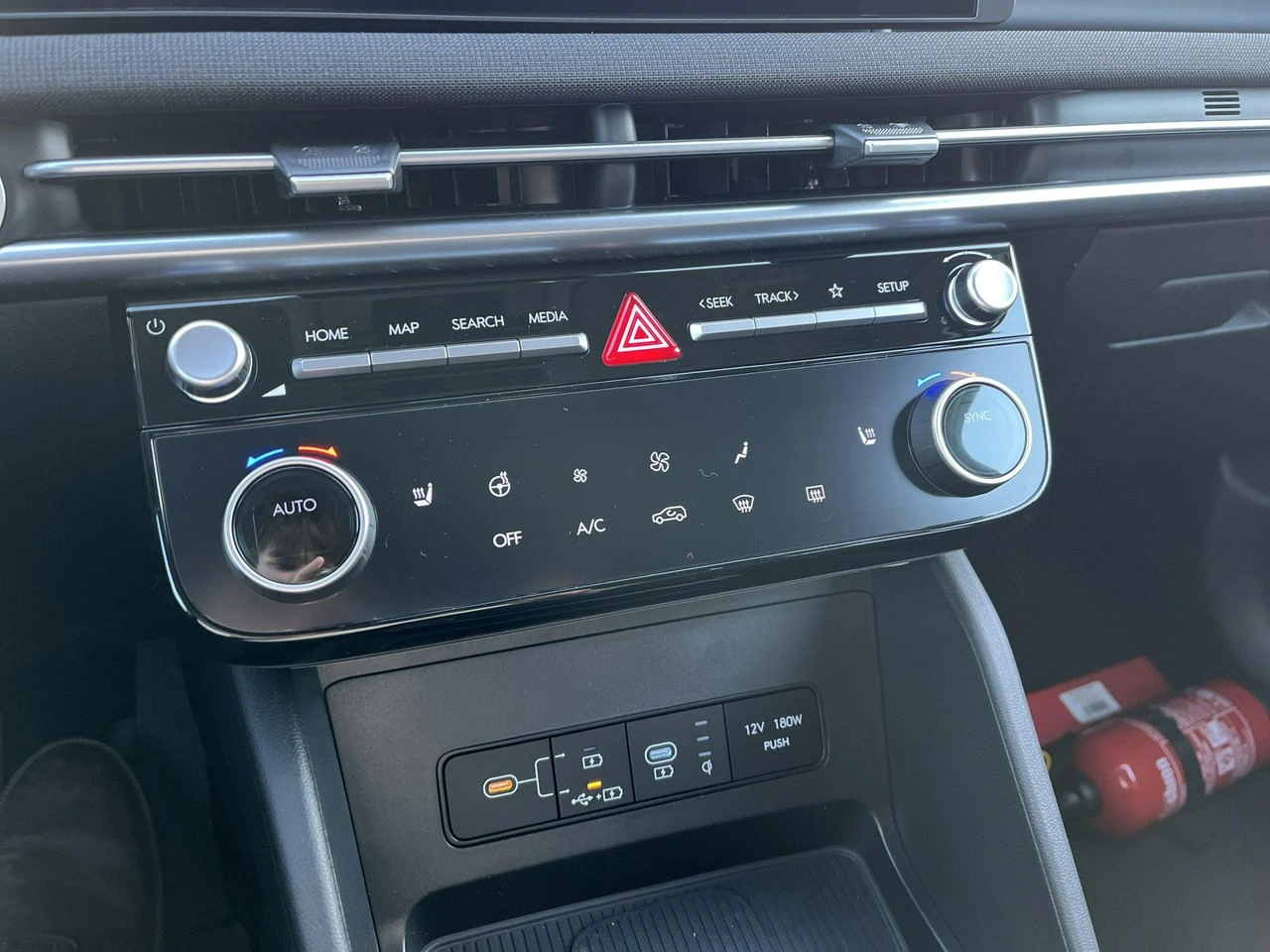 Hyundai Tucson - Zdjęcie 25