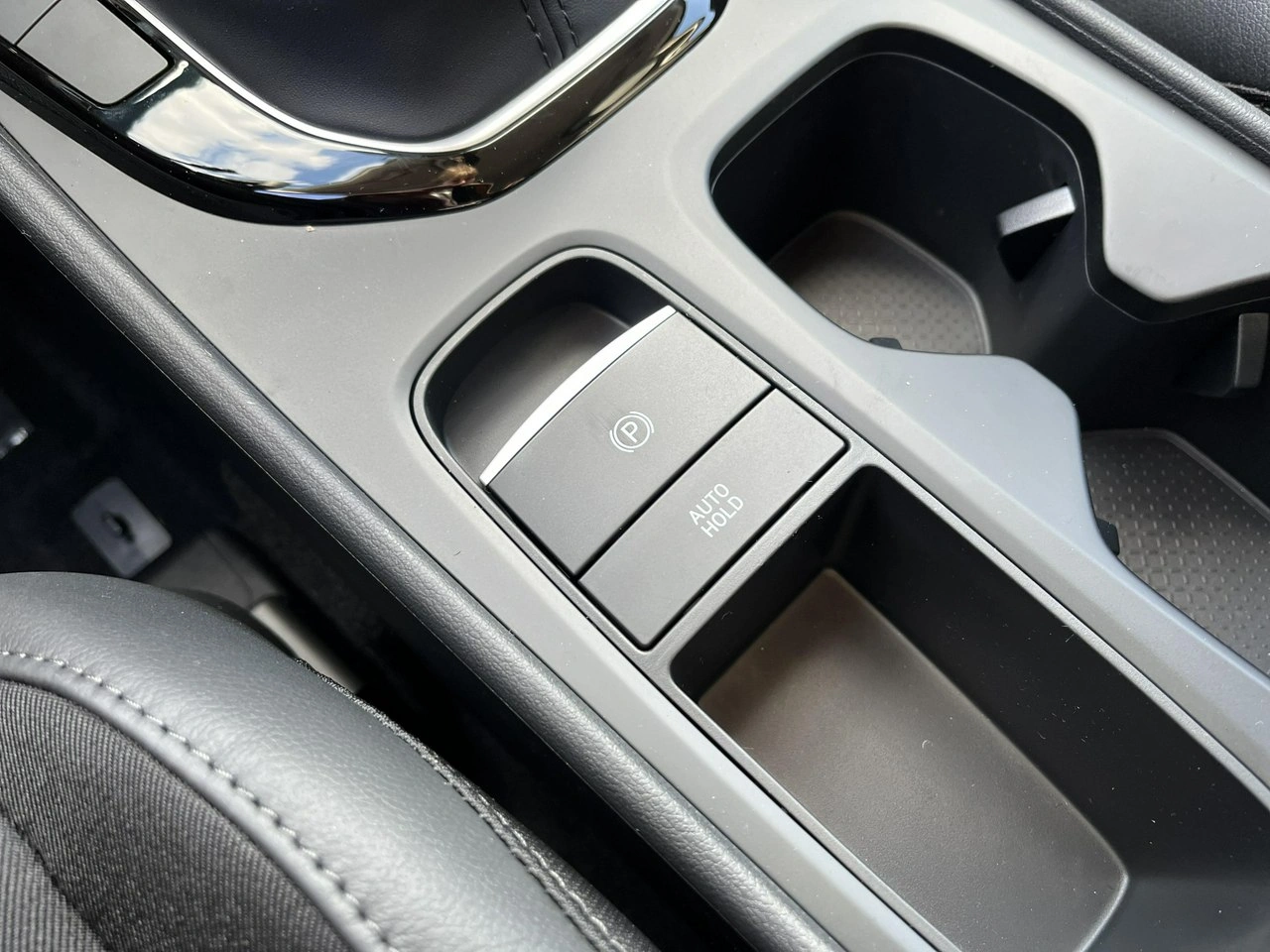 Hyundai Tucson - Zdjęcie 27