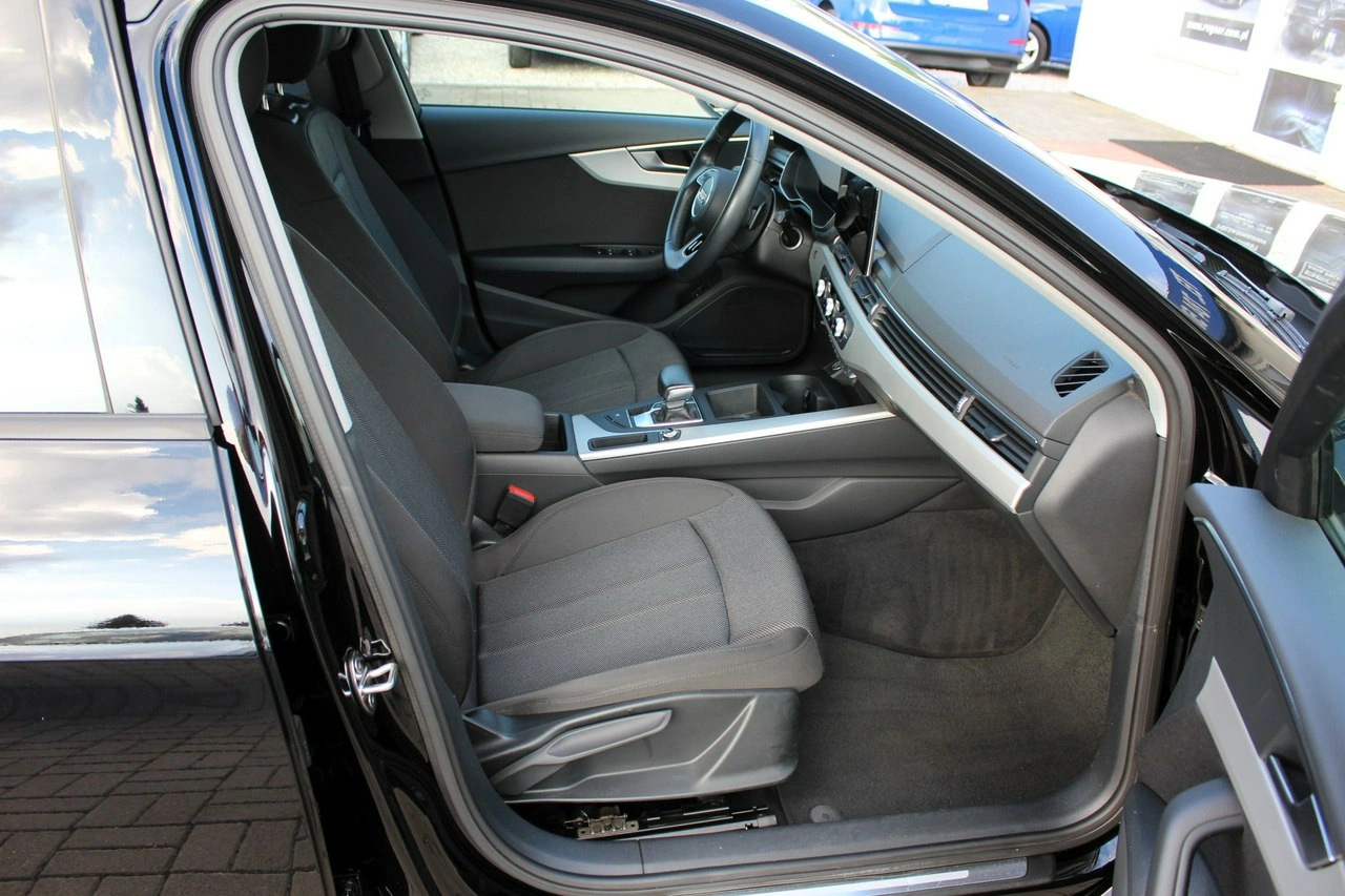 Audi A4 - Zdjęcie 11