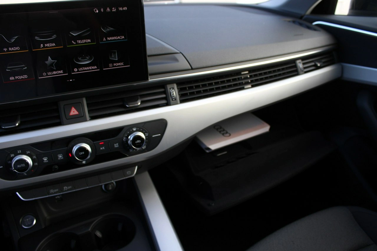 Audi A4 - Zdjęcie 24