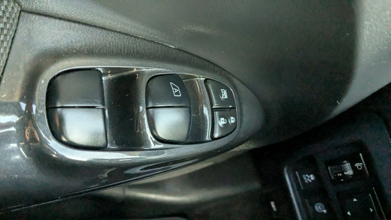 Nissan Juke - Zdjęcie 33