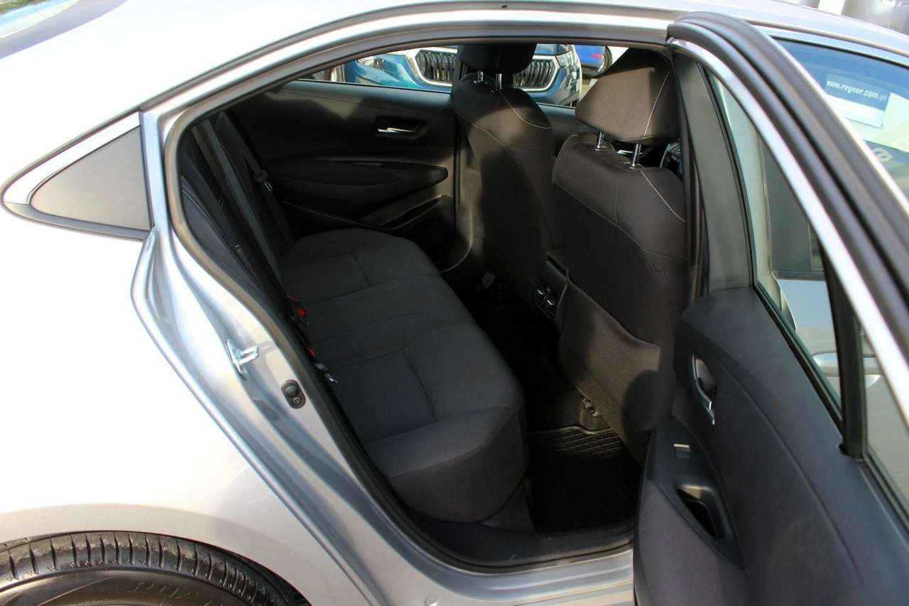 Toyota Corolla - Zdjęcie 12