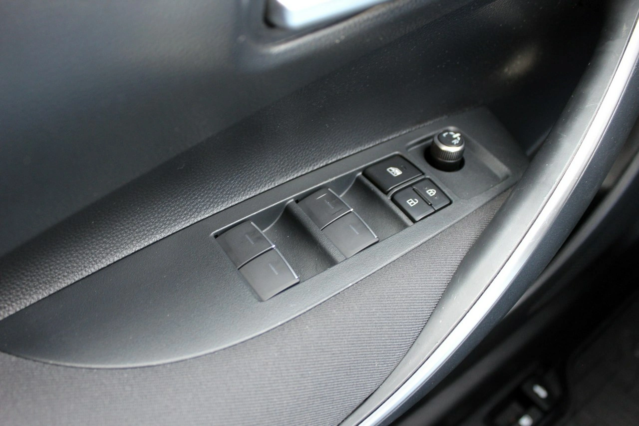 Toyota Corolla - Zdjęcie 17