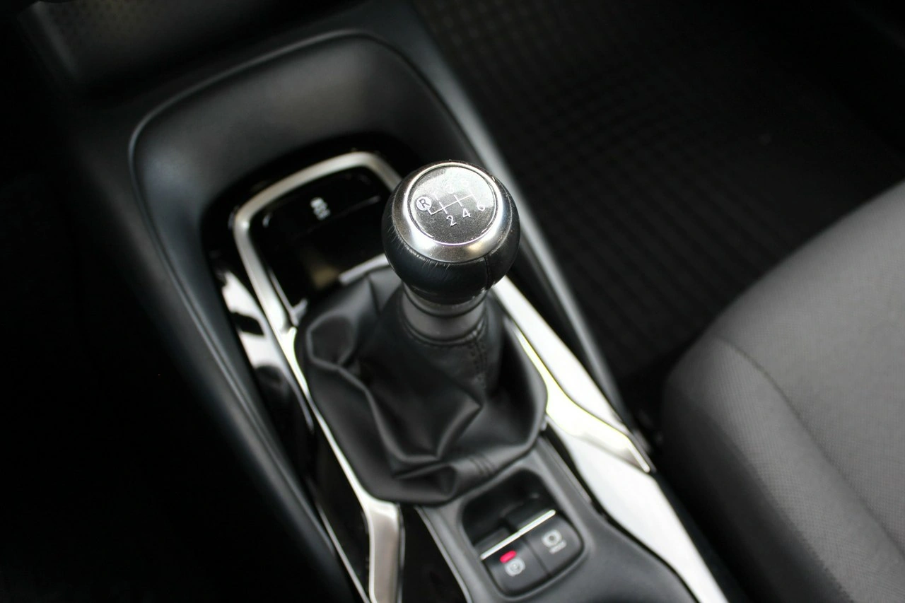 Toyota Corolla - Zdjęcie 19