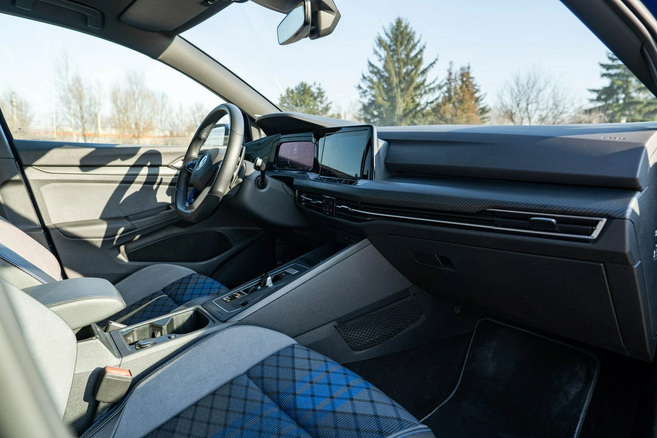 Volkswagen Golf - Zdjęcie 16