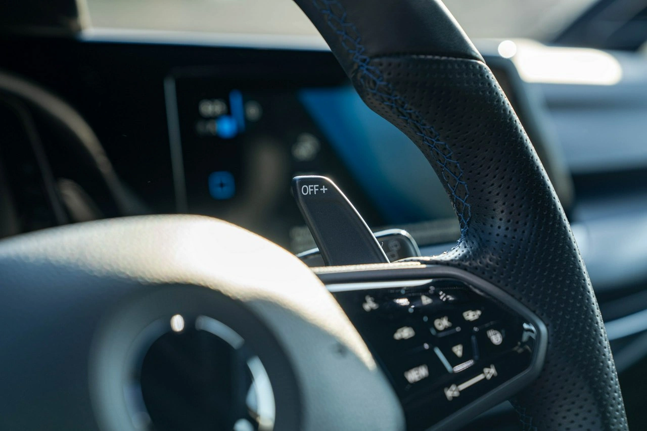 Volkswagen Golf - Zdjęcie 17