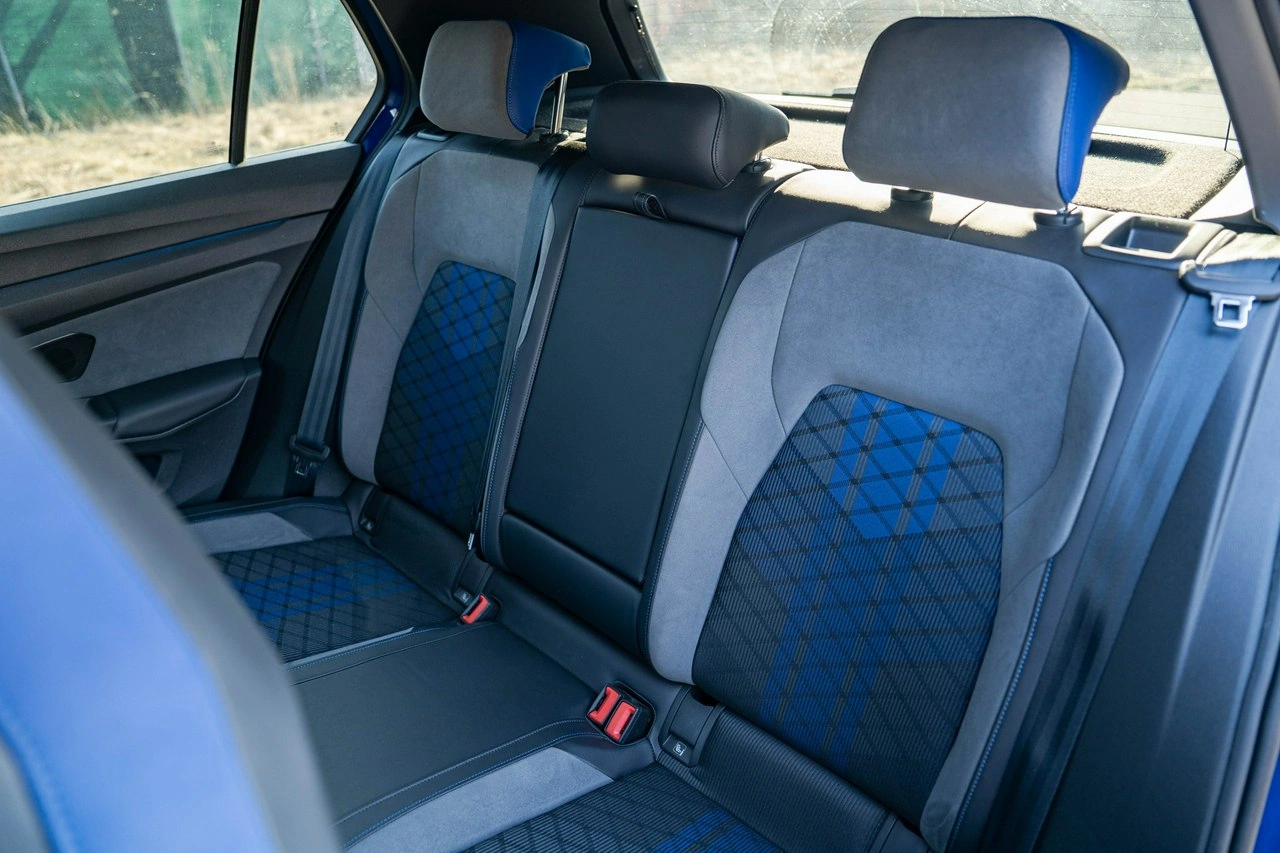 Volkswagen Golf - Zdjęcie 21