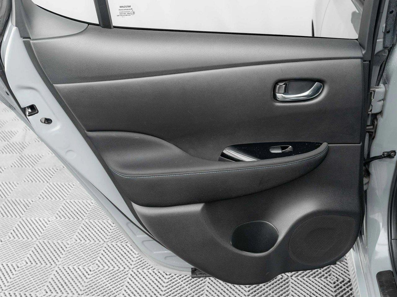 Nissan Leaf - Zdjęcie 25