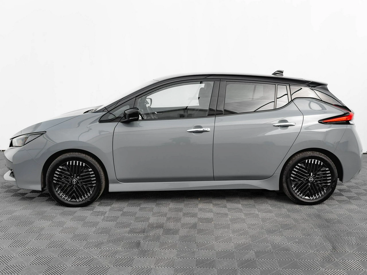 Nissan Leaf - Zdjęcie 8