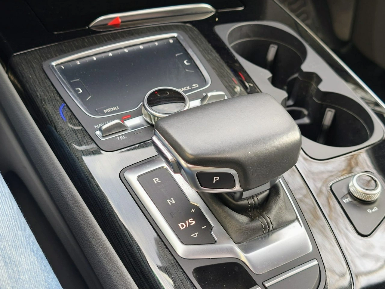 Audi Q7 - Zdjęcie 22