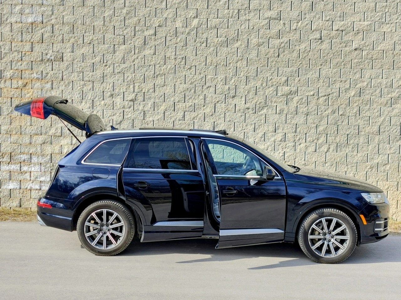 Audi Q7 - Zdjęcie 8