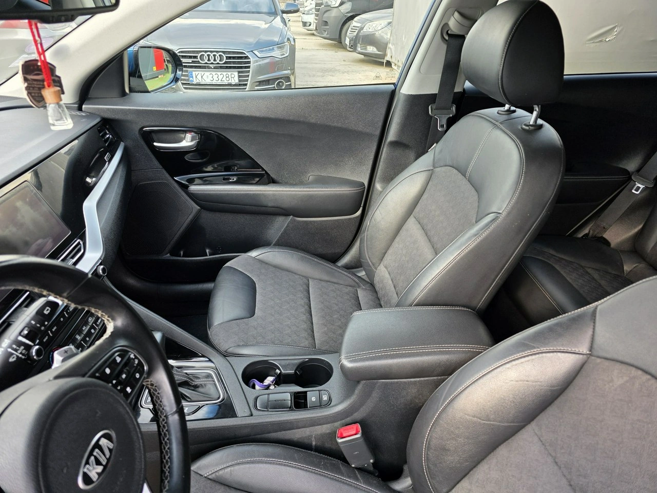 Kia Niro - Zdjęcie 10